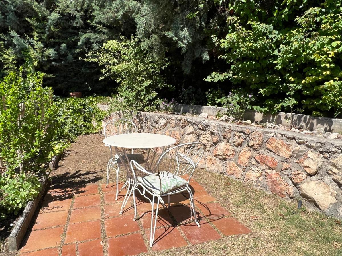 Serafin, Pet Friendly Holiday home Renera